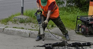 Демонтаж дорожных покрытий в Нерюнгри - асфальтовых и бетонных покрытий от Сварной-Нрю от 572 рублей