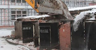 Снос гаража и вывоз мусора в Нерюнгри - Быстро и качественно от Сварной-Нрю от 2078 рублей
