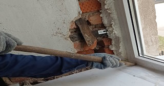 Демонтаж оконных откосов по выгодной цене от 520 руб. в Нерюнгри - Сварной-Нрю