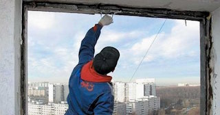Демонтаж остекления балкона в Нерюнгри - цена от 572 руб. - Сварной-Нрю